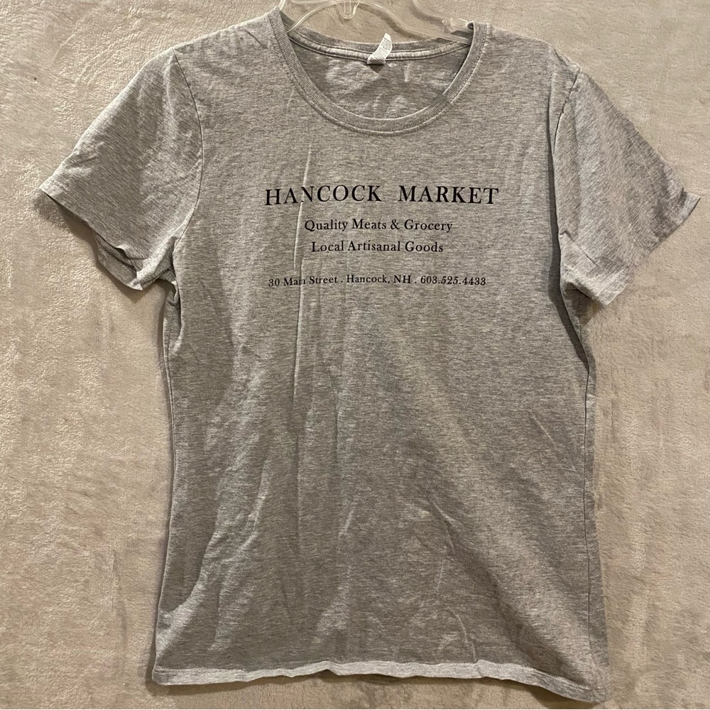Hancock Market Shirt Women’s Large Gray Tee Crewneck Goods New Hampshire FOTL